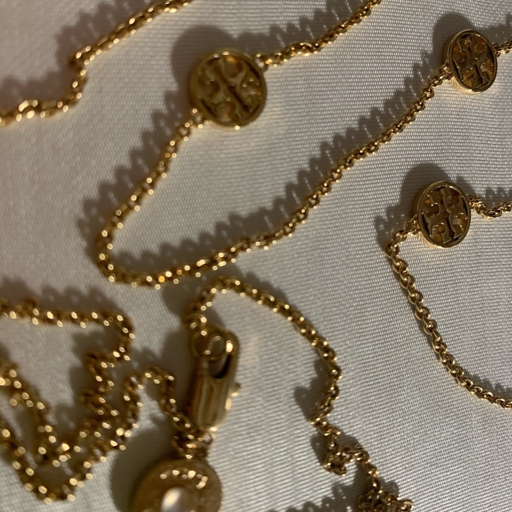 TORY BURCH MILLER LONG NECKLACE